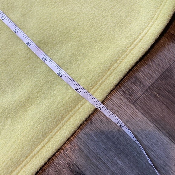 Talbots Spring Green Fleece Sweater Size Medium - Picture 6 of 6